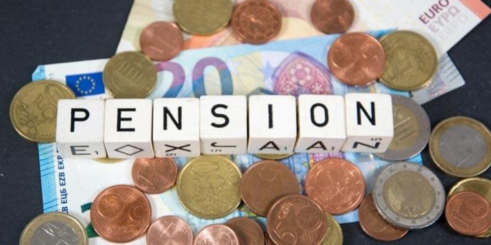 A bombo y platillo se anunciaba el pasado fin de semana un cambio en la regulación de los planes de pensiones. Y, en efecto, el cambio se ha producido, peros sus efectos no los veremos hasta el año 2025.